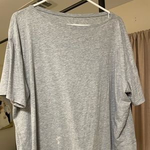 Lululemon back in action short sleeve